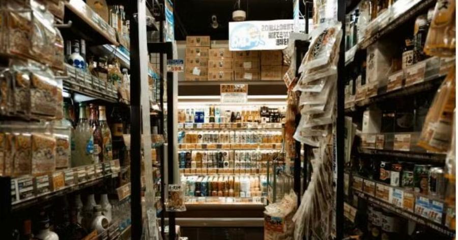 Δάκρυα χαράς οι καταναλωτές: Auτός είναι ο κολοσσός με τα σούπερ μάρκετ που ξαναζωντανεύει στην Ελλάδα