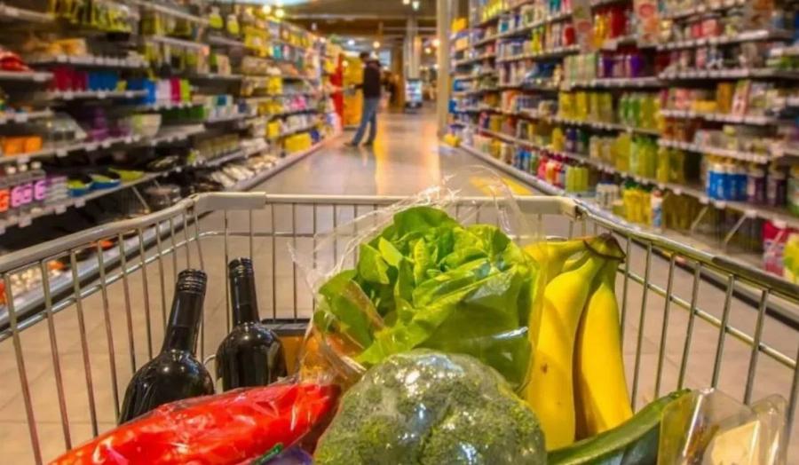 Σούπερ Μάρκετ: Μειώσεις από 5% μέχρι 24% στις τιμές 523 κωδικών – Έλεγχοι στην αγορά κι εορταστικά καλάθια