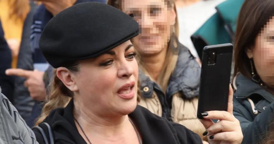 Θpnvoς για τη Νένα Χρονοπούλου: «Η καρδούλα σου δεν σε άφησε να χαρείς και σε εγκατέλειψε…»