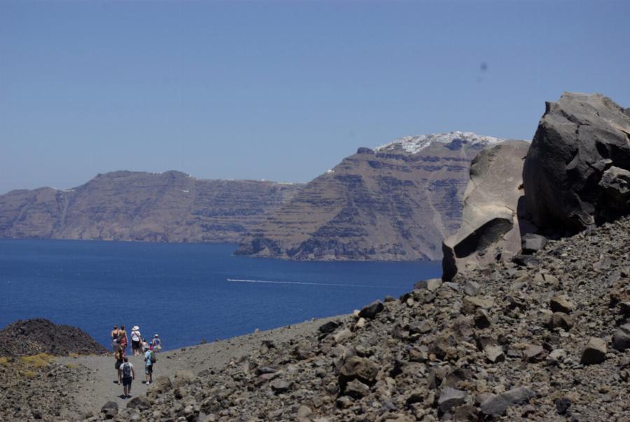 Τέλος τα σενάρια: Ο Ευθύμιος Λέκκας μίλησε για το ηφαίστειο και τους σεισμούς στην Σαντορίνη