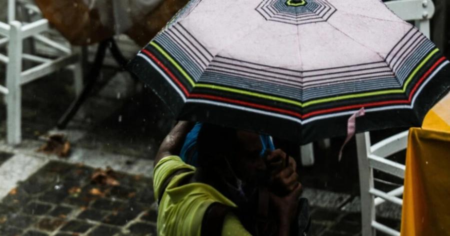 Έκτακτο δελτίο της ΕΜΥ: Έρχονται έντονες καταιγίδες και χαλάζι τις επόμενες ώρες