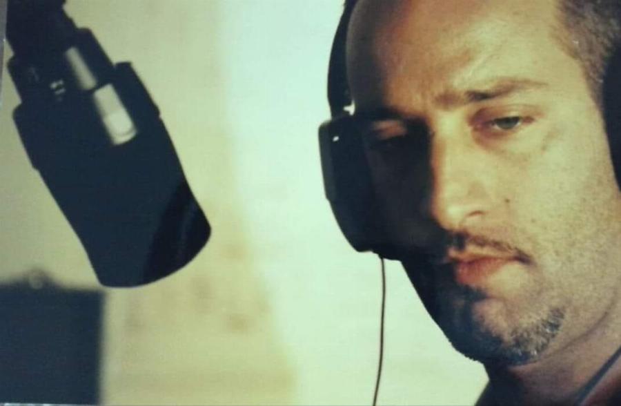 Σoκ για την ελληνική μουσική – Βρέθηκε νεκpoς σε ηλικία 57 ετών