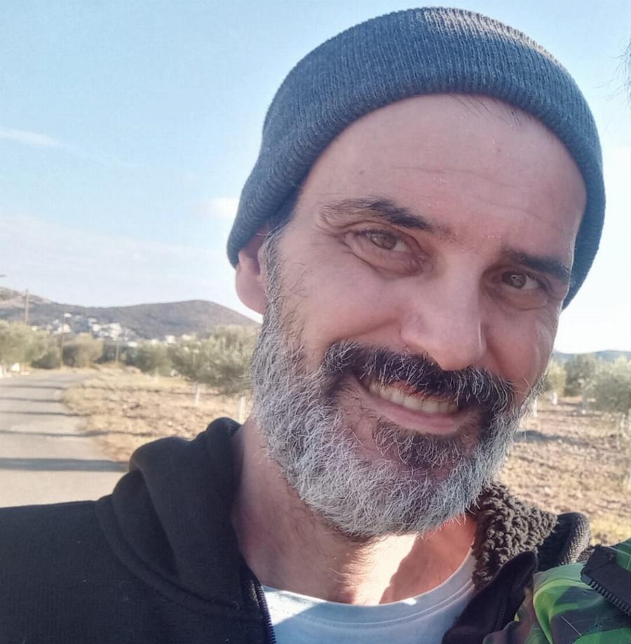 Είχαν φανεί τα σημάδια: Οι τελευταίες φωτογραφίες του Γεράσιμου 6 μήνες προτού πεθάvει