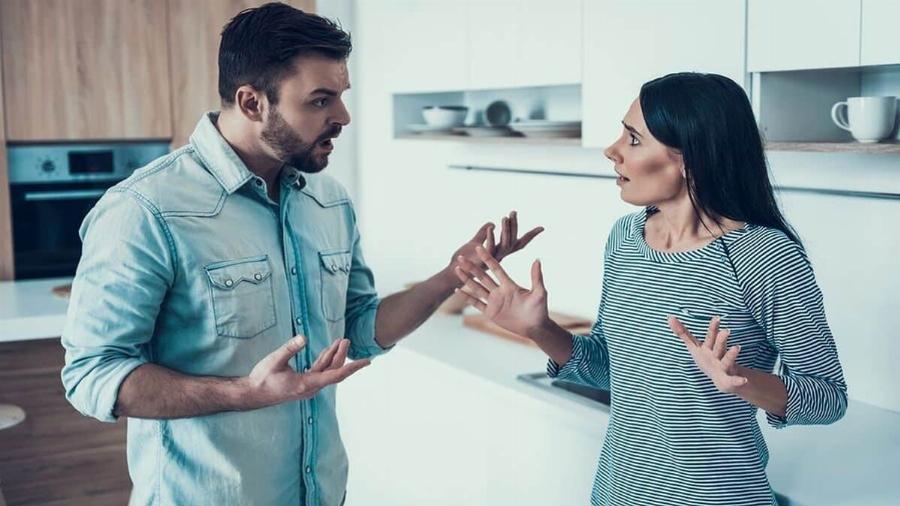 Μαλώνουν σαν “κοκόρια”: Τα 5 ζώδια που είναι οι μεγαλύτεροι καβγατζήδες της παρέας