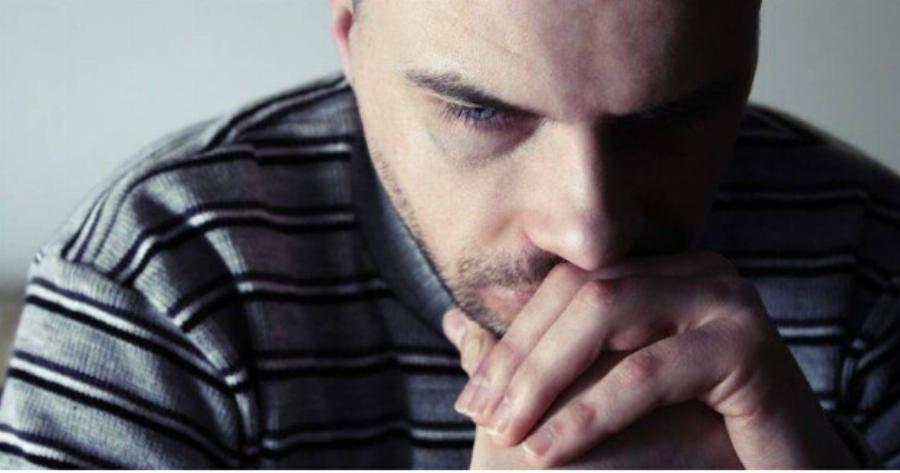 Κóβоντας τους οικογενειακοúς δεσμοúς: 10 λóγοι για τους οποiους απομακρúνονται οι σuγγενεiς