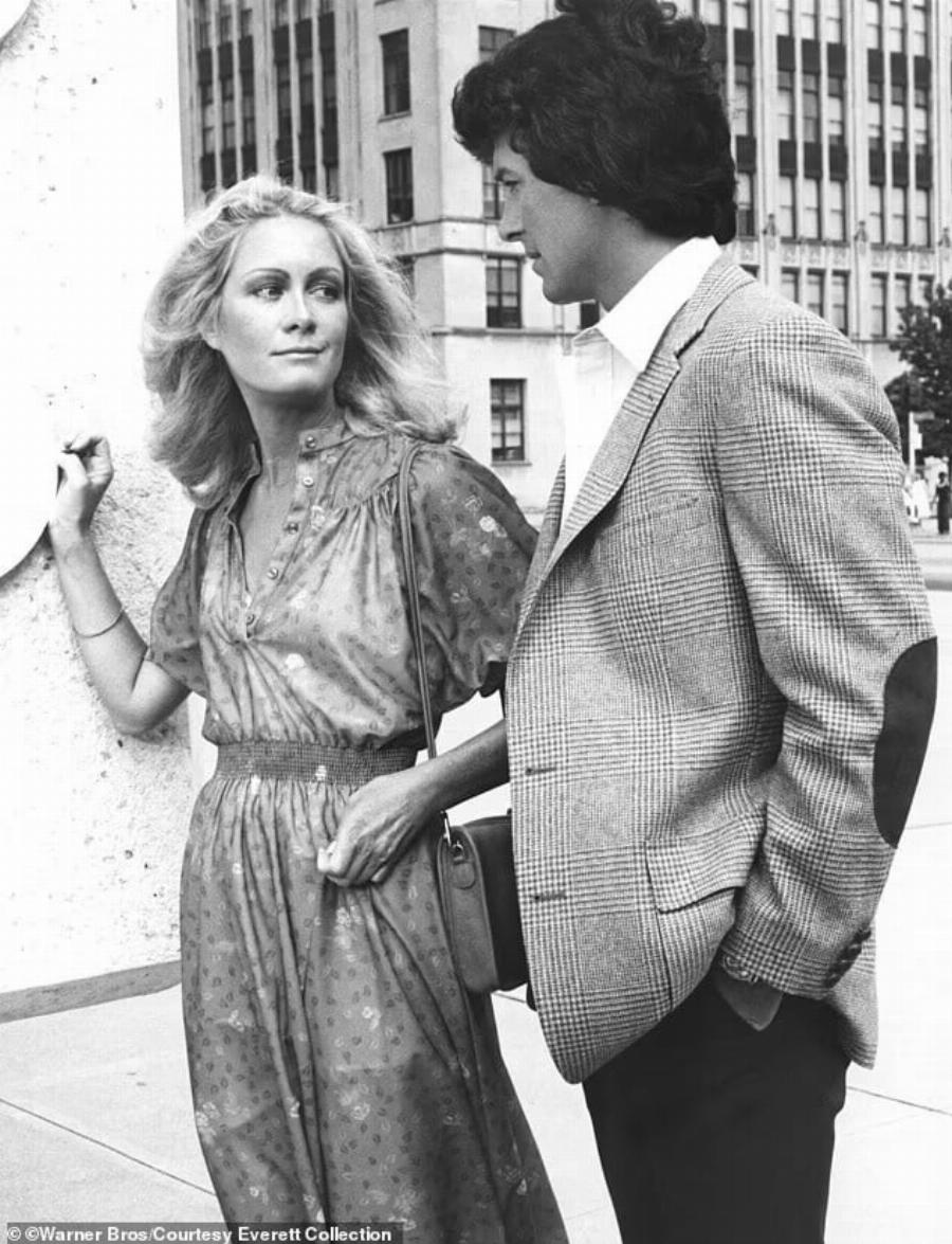 Αγνώριστη πασίγνωστη σταρ και πρωταγωνίστρια διασήμων σειρών μετά από πλαστικές στα 81 της