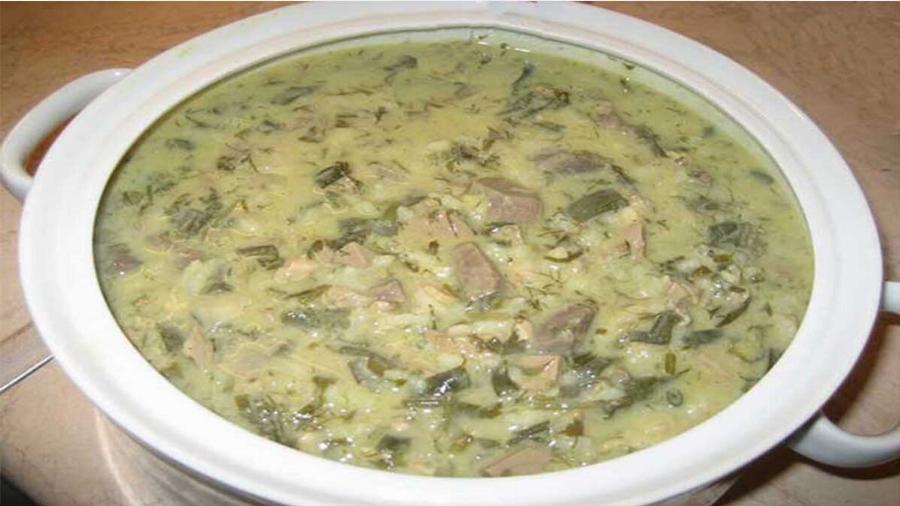 Γιατί τρώμε μαγειρίτσα το Μεγάλο Σάββατο