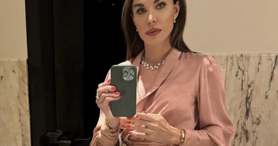 Η Τατιάνα Στεφανίδου αποκαλύπτει: Έτσι αποκτώ ομοιόμορφο μαύρισμα χωρίς ρυτίδες και σημάδια