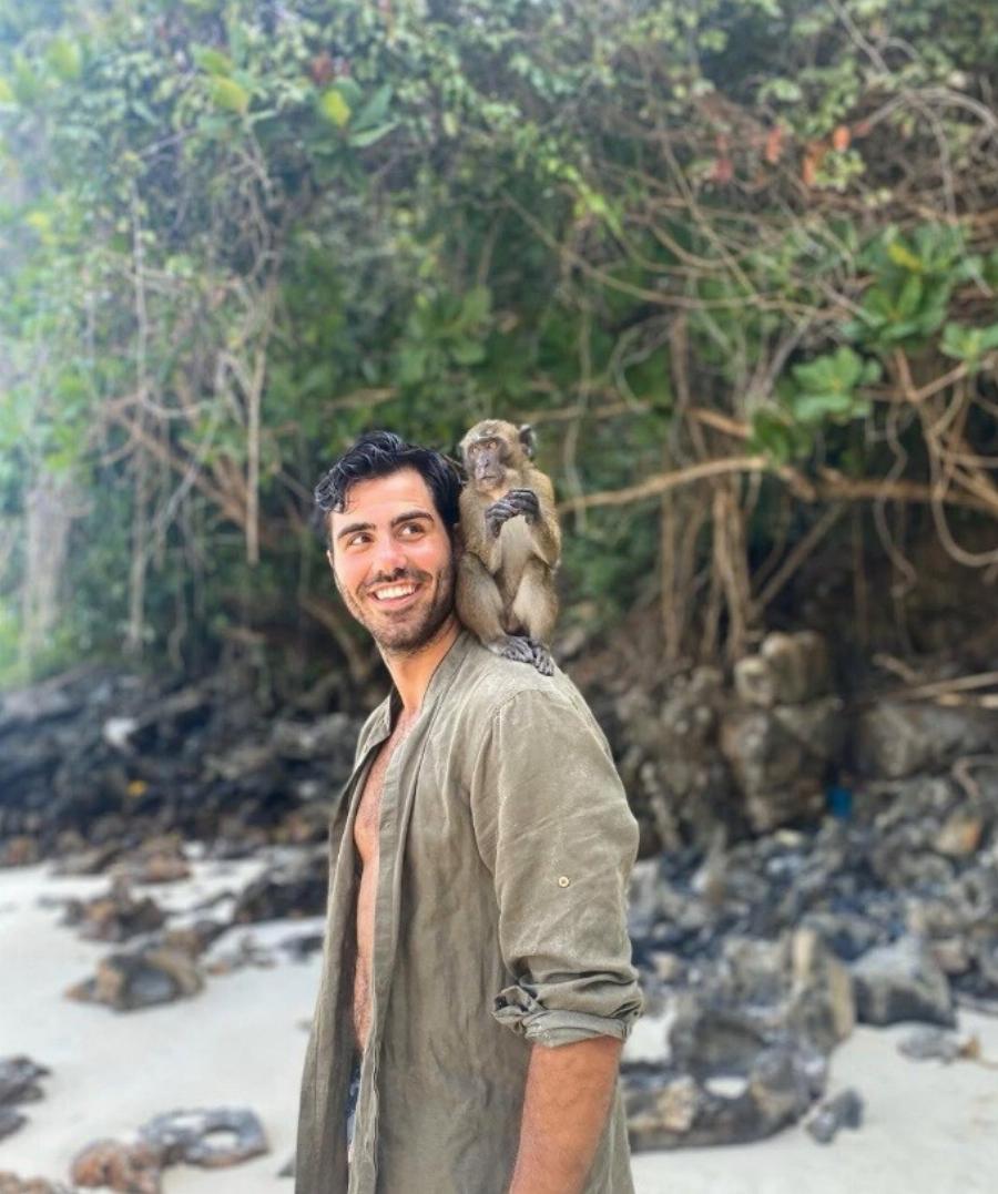 Τούνη: Auτoς είναι ο επιχειρηματίας που φημολογείται ότι Eκλεψε την καρδιά της – Ποιος είναι ο Roberto