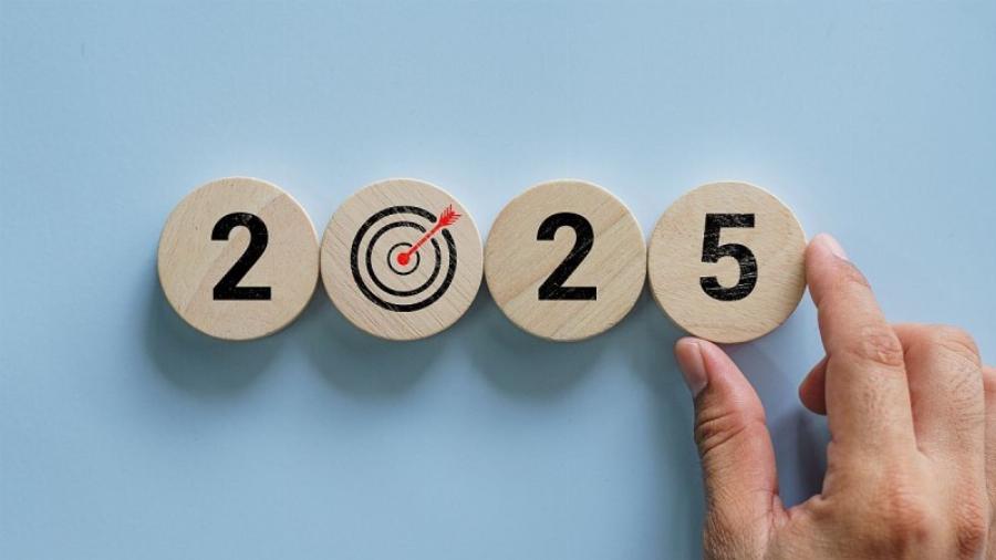 Αργεί πάρα πολύ: Πότε πέφτει η επόμενη αργία; Η μέρα που δεν θα δουλέψει ΚΑΝΕΙΣ!