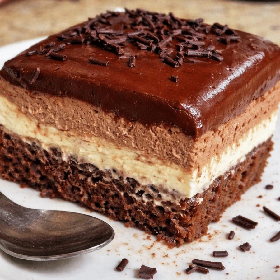 Γλυκό ψυγείου με 3 στρώσεις – εύκολη πάστα ταψιού