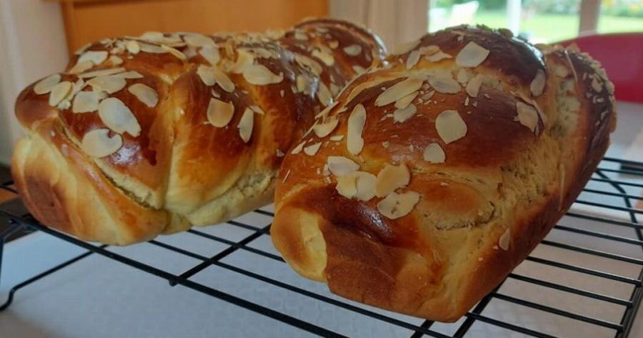 Αν θέλεις αφράτο τσουρέκι που κρατάει μέρες, δες αυτή τη συνταγή