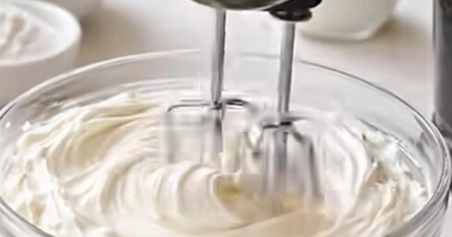 Η γιαγια μου μου δίδαξε πως να φτιάχνω την καλύτερη μαρέγκα και τώρα το μαθαίνω σε εσάς