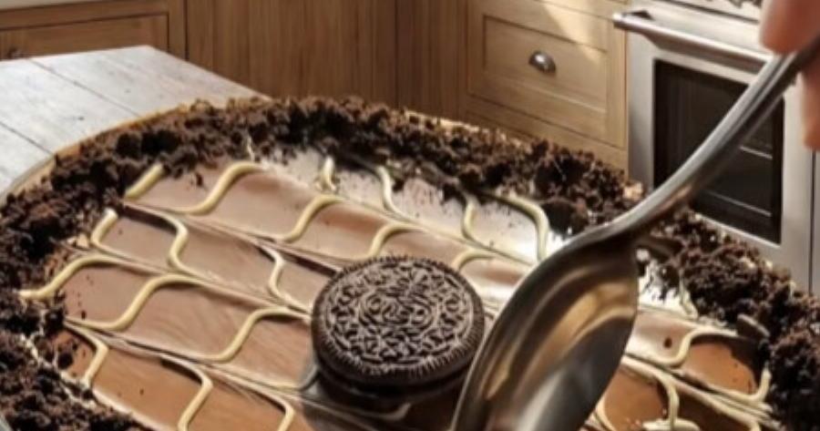 Ο γιος μου έφερε σπίτι τους φίλους του για τον αγώνα και εγώ τους έφτιαξα παγωμένη τούρτα με Ορεο