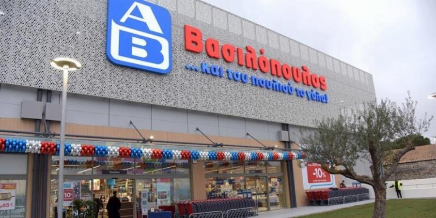 Χαρμόσυνα νέα από τον ΑΒ Βασιλόπουλο – Φέρνει στα ράφια του τα ρούχα της κορυφαίας εταιρείας που όλοι ζητούσαν