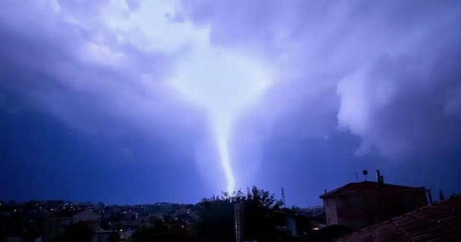 Καιρός: Ραγδαία επιδείνωση – Τι θα μας χτυπήσει σε λίγες ώρες