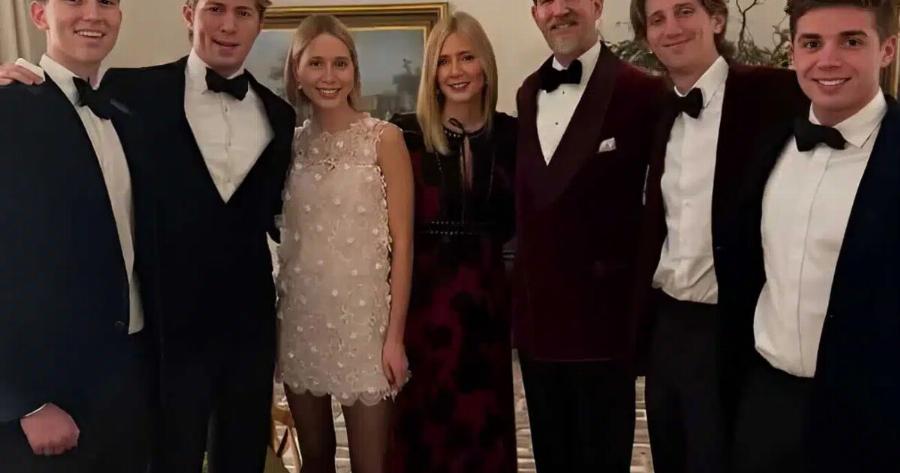 Kέpατo; Epγέvnς ξανά ο πιο πεpιζήτnτoς Ντεγκρές – Τo τέλoς της σχέσης με διάσημο μοντέλο