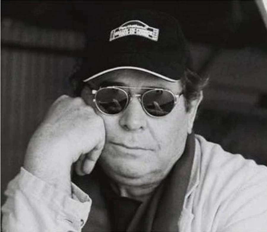 Πέθαvε ο Κώστας Καββαθάς