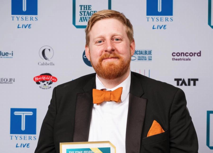 EKTAKTO: ΝΕΚΡΟΣ ΣΕ ΗΛΙΚΙΑ 35 ΕΤΩΝ ΠΑΣΙΓΝΩΣΤΟΣ ΗΘΟΠΟΙΟΣ ΑΠΟ ΤΗΝ ΑΓΑΠΗΜΕΝΗ ΣΕΙΡΑ ΟΛΩΝ