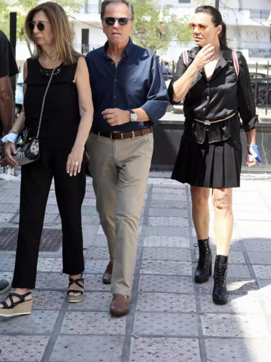 Θλίψη σήμερα στην κηδεία του αγαπημένη ηθοποιού Δάνη Κατρανίδη