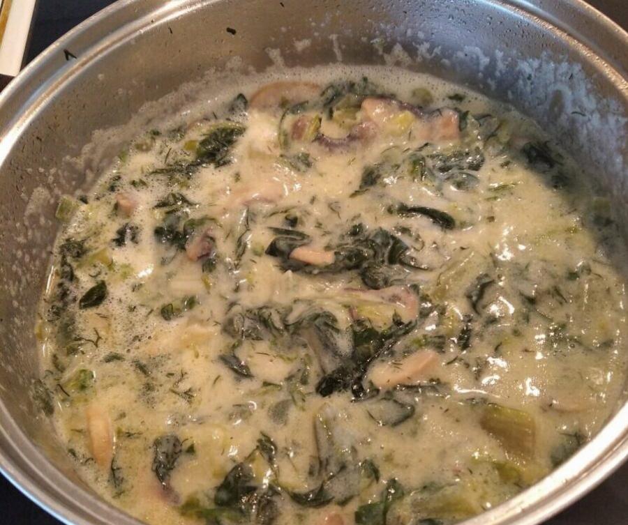 Μαγειρίτσα με μανιτάρια – η νηστίσιμη εκδοχή που θα σε εκπλήξει