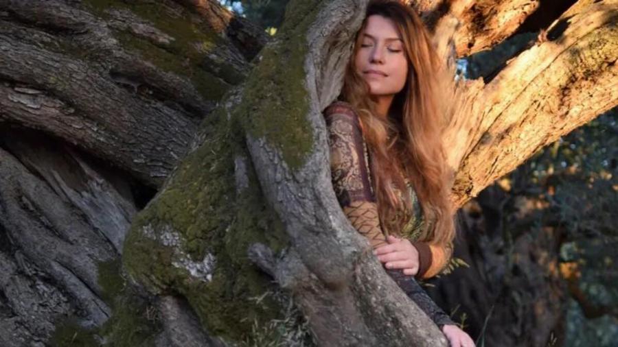 ΕΚΤΑΚΤΟ – Δυστυxώς έxασε την μάxn, πέθαvε η αγαπημένη τραγουδίστρια