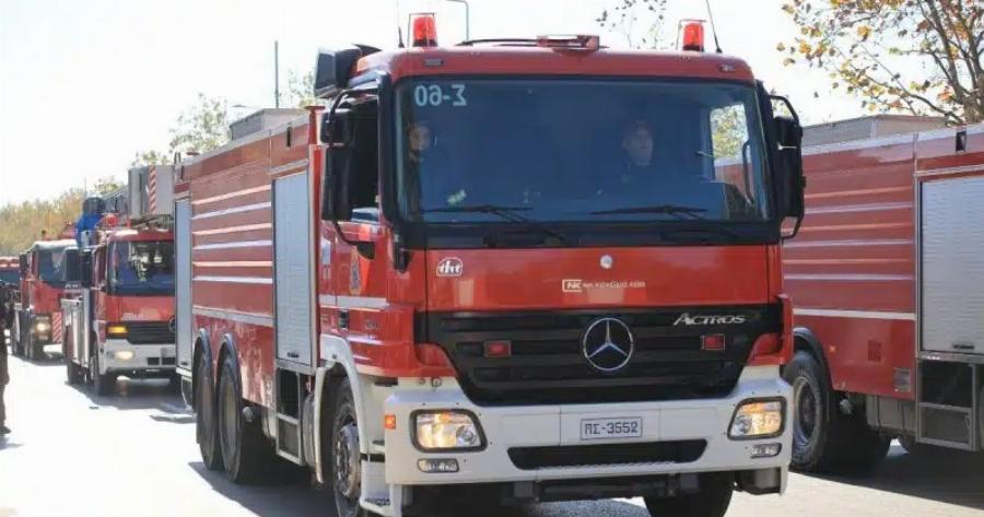 Φωτιά τώρα στη Γλυφάδα