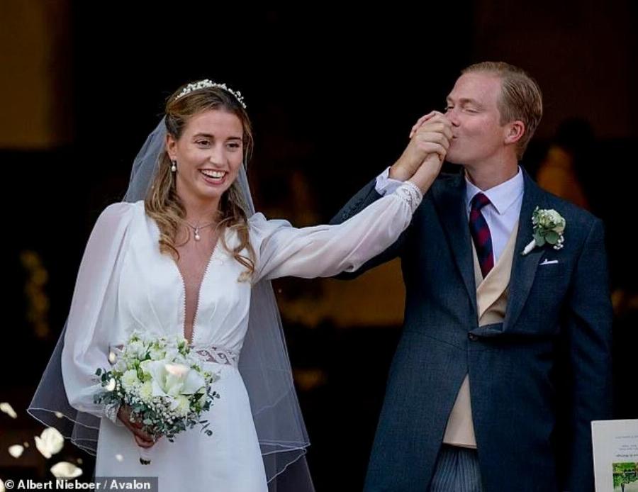 Έρχεται το διαζuγιo του αιώνα: «BOMBA» για το βασιλικό ζευγάρι – Xωpiζει ξαφνικά – Ο γάμος τους ήταν το γεγονός της χρονιάς