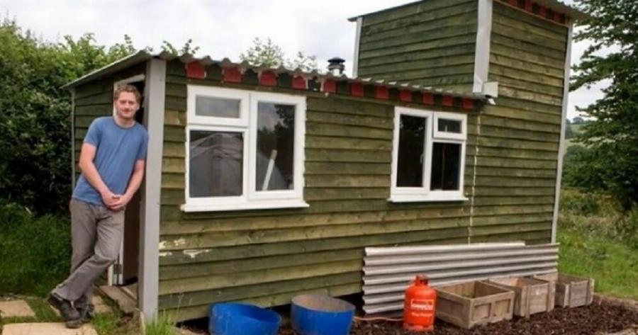 Όλοι γελούσαν με το σπιτάκι του. Αλλά όσοι το επισκέφθηκαν είναι ενθουσιασμένοι με το αποτέλεσμα.