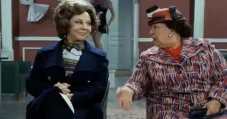 «Χρόνια πολλά στις Ελληνίδες μάνες, τις πιο αγαπησιάρες του πλανήτη»: Το υπέροχο βίντεο της Φίνος Φιλμ για τη Γιορτή της Μητέρας