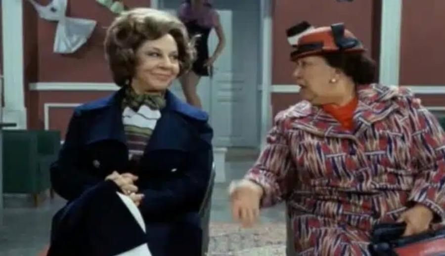 «Χρόνια πολλά στις Ελληνίδες μάνες, τις πιο αγαπησιάρες του πλανήτη»: Το υπέροχο βίντεο της Φίνος Φιλμ για τη Γιορτή της Μητέρας