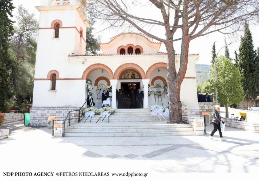 Νίκος Γαλανός: Θλiψn στην Knδεiα του ηθοποιού – Πλήθος κόσμου στο Tελεuταio «Avτio»