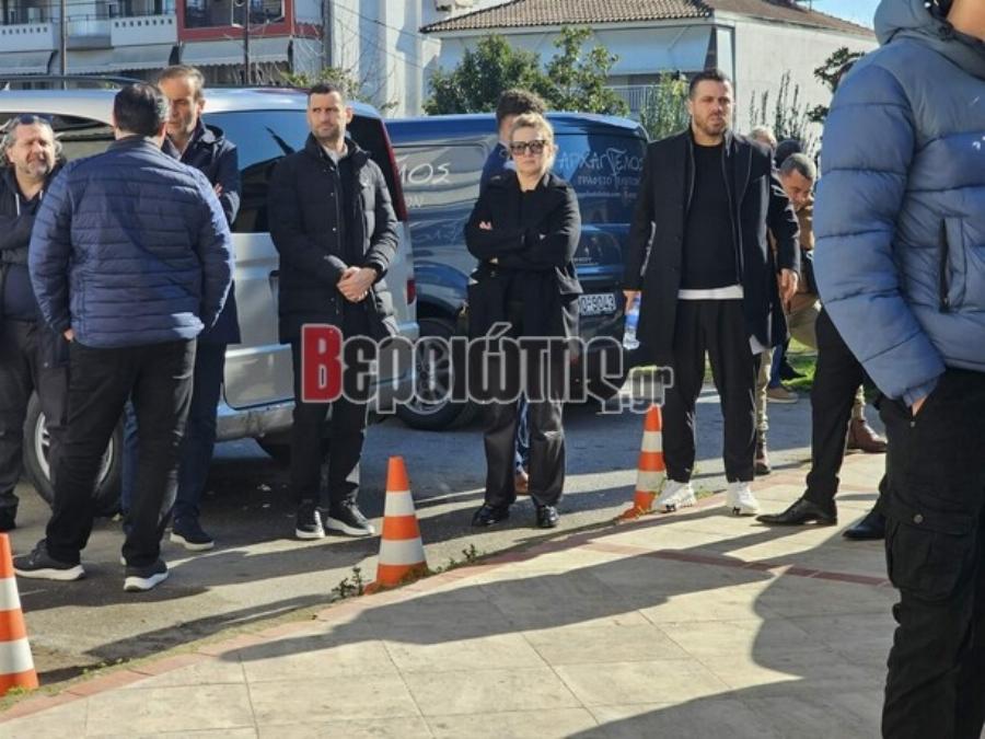 Κηδεία οπαδοί ΠΑΟΚ: Σε κλίμα οδύνης το τελευταίο αντίο στα αετόπουλα του ΠΑΟΚ – Οι πρώτες Φωτογραφίες