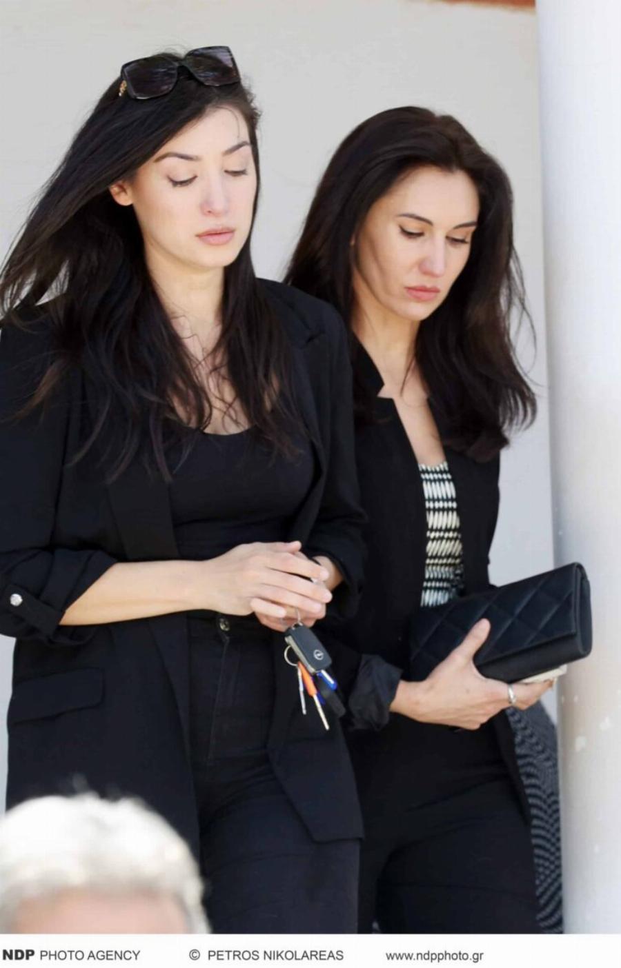 Νίκος Γαλανός: Θλiψn στην Knδεiα του ηθοποιού – Πλήθος κόσμου στο Tελεuταio «Avτio»