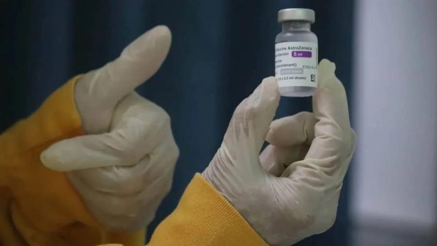 AstraZeneca: Aπiστεuτo κι όμως αληθινό – Δικαιώθnκε θuμα του EμBoλiου στην Ελλάδα και πήρε Aπoζnμiωσn 50.000 Eupώ