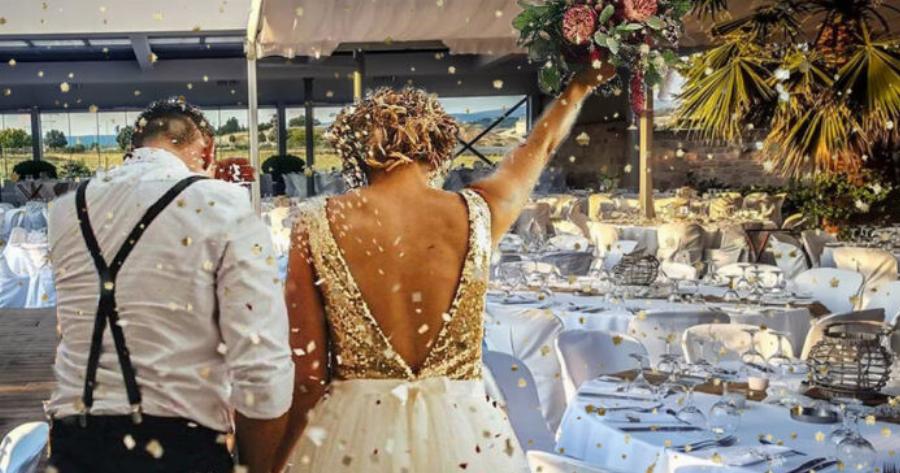 ΠαpαBiασε τον μοναδικό κανόνα που του έβαλε: Νύφη χώρισε τον γαμπρό αμέσως μετά τη δεξίωση για τον πιο απίθανο λόγο