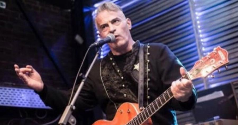 Πέθανε πασίγνωστος Έλληνας τραγουδιστής