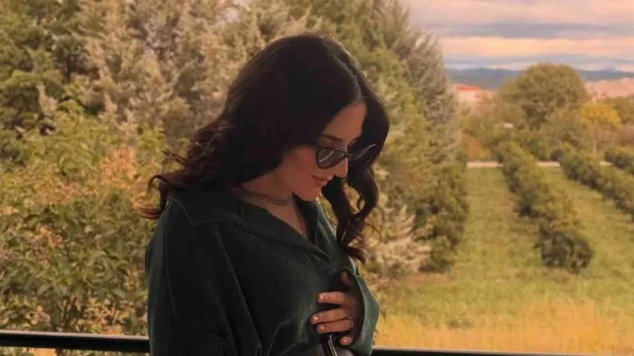 ΕΚΠΛΗΞΗ ΣΤΗΝ ΕΛΛΗΝΙΚΗ SHOWBIZ: ΑΓΑΠΗΜΕΝΗ ΤΡΑΓΟΥΔΙΣΤΡΙΑ ΘΑ ΓΙΝΕΙ ΜΑΜΑ ΓΙΑ 1Η ΦΟΡΑ!