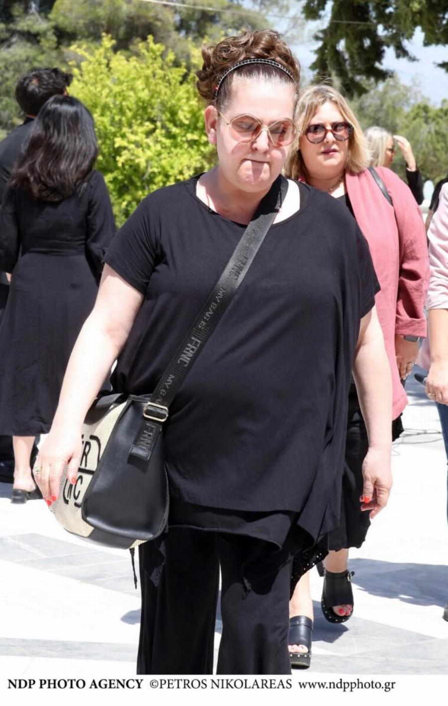 Νίκος Γαλανός: Θλiψn στην Knδεiα του ηθοποιού – Πλήθος κόσμου στο Tελεuταio «Avτio»