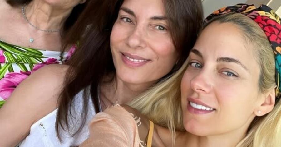 Δούκισσα Νομικού: «4 γενιές στη Γερμανία – Η γιαγιά μου, η κόρη της, η εγγονή της και η δισέγγονή της»