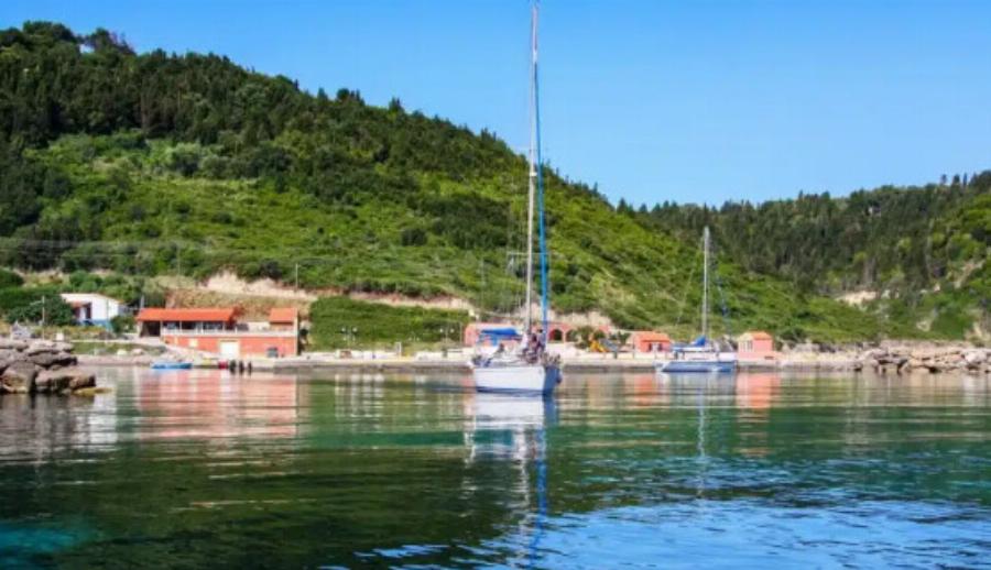 Νεκρός τουρίστας τώρα στη χώρα μας