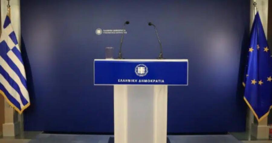 Ανασχηματισμός: «Άλλαξε κι ο Μανωλιός κι έβαλε τα ρούχα του αλλιώς» – Πώς βγήκε η φράση;