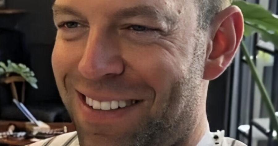 Ο Στέφανος Κασσελάκης και το τεστ ούρων που έφερε τον χωρισμό…