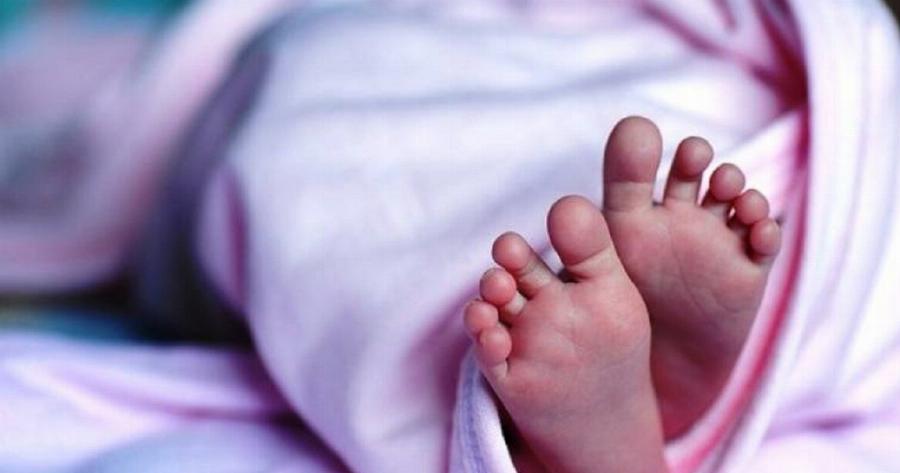 Πασίγνωστοι οι γονείς του 2,5 μηνών βρέφους που πέθανε ξαφνικά στην Πάτρα, αποκαλύφθηκε η επιχείρησή τους