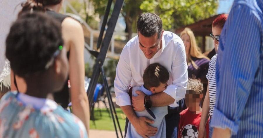 Μπράβο Αλέξη Τσίπρα: Πλήρωσε αθόρυβα για τη σωτήρια επέμβαση αφαίρεσης όγκου στον εγκέφαλο ενός 9χρονου κοριτσιού