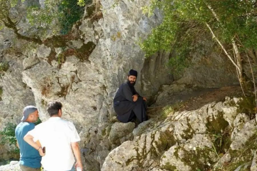 Αγαθοκλέους: 14 μήνες δεν ξυρίστηκε και απουσίαζε 7 μήνες από το σπίτι για τον ρόλο του Αγίου Παϊσίου