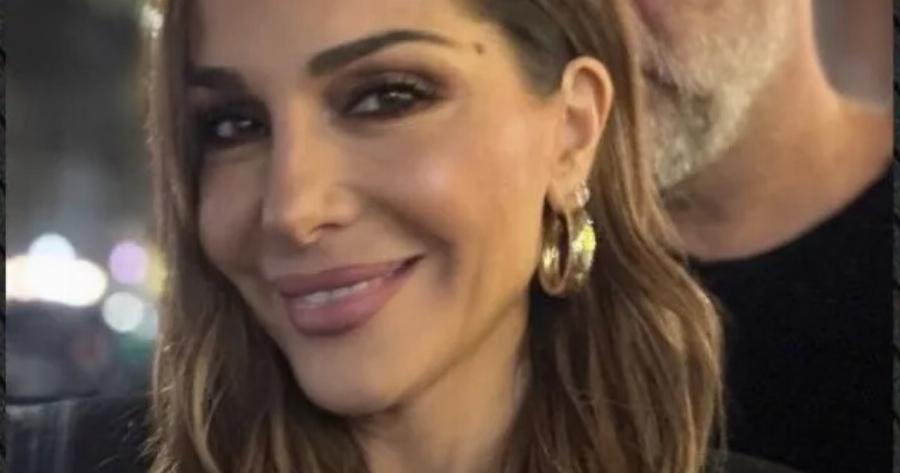 Το ανακοίνωσαν με 4 λέξεις: Μόλις κυκλοφόρησαν τα χαρμόσυνα για Δέσποινα Βανδή και Βασίλη Μπισμπίκη, γέμισε με ευχές το ελληνικό διαδίκτυο