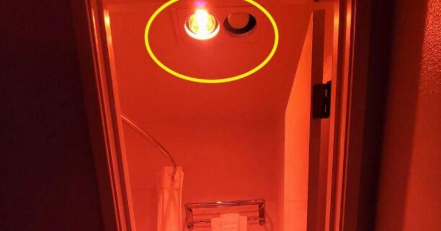 Γιατί πρέπει να ανάβετε το φως του μπάνιου όταν κοιμάστε σε ξενοδοχείο