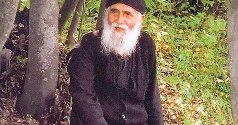 Μεγάλη Παρασκευή: Τι έλεγε ο Άγιος Γέροντας Παΐσιος να κάνουμε σήμερα