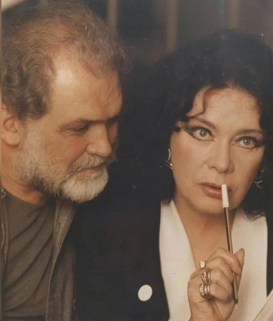 Τζένη Καρέζη: Στο φως το τελευταίο συγκλονιστικό βίντεο που τραβήχτηκε μέσα στο σπίτι της στα Ιλίσια